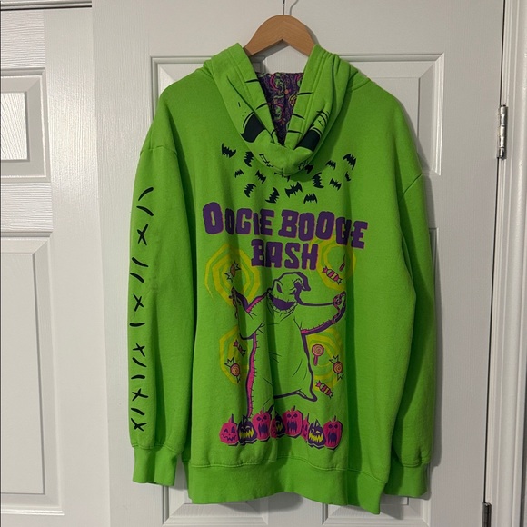 Oogie Boogie Bash 2025 Hoodie XL - Picture 3 of 4